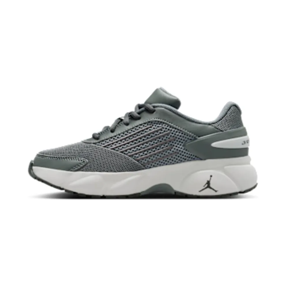 Nike Jordan Trunner Flow “Smoke Grey / Dark Smoke Grey / Iron Grey / Photon Dust” (IQ7693-001)
