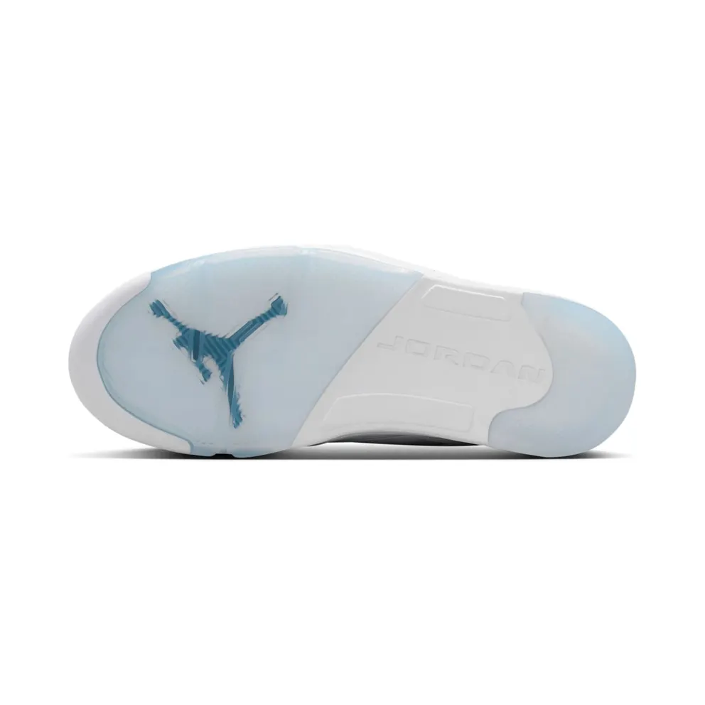 Jordan Sixty Plus Low “White / Black / Pure Platinum” (IH2047-101)