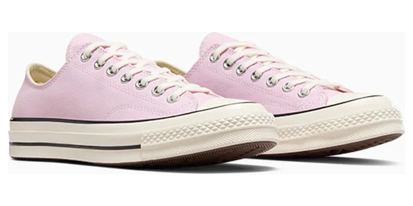 converse-chuck-taylor-all-star A08724C