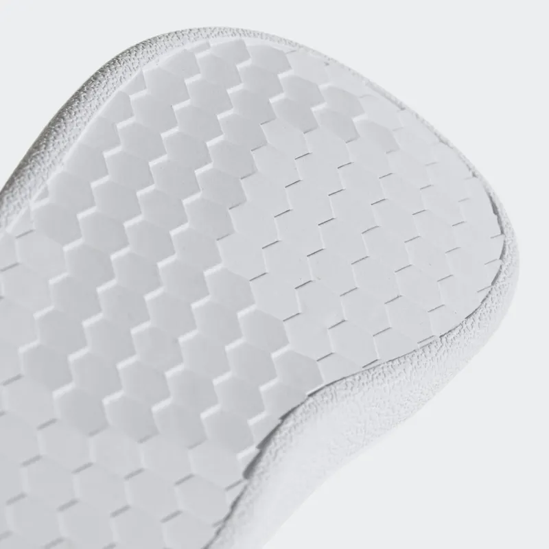 adidas-advantage EF0300