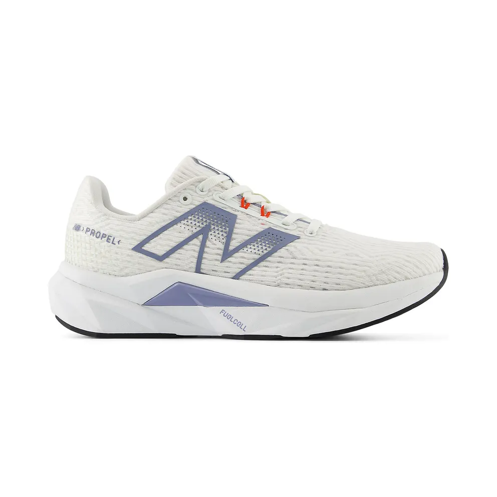 New Balance FuelCell Propel v5 Sea Salt Dusk Shower White (WFCPRCZ5)