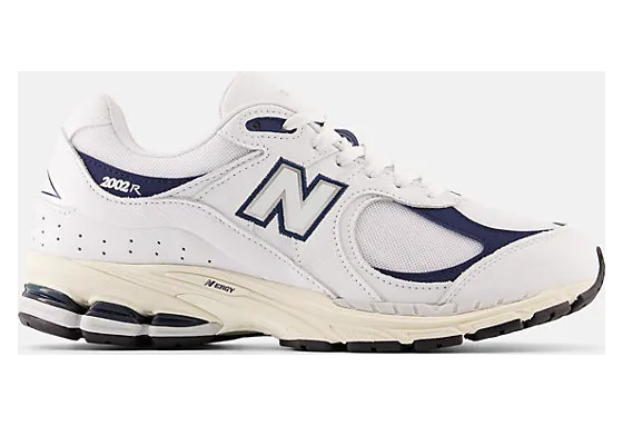 new-balance-2002r M2002RHQ