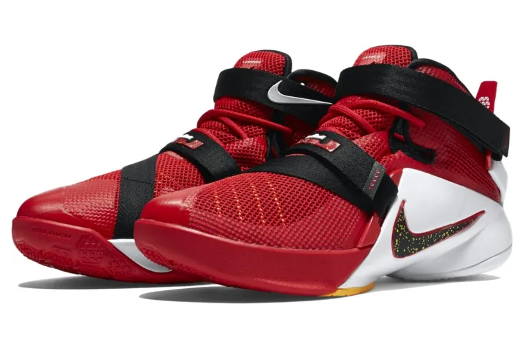 nike-lebron 776471-606