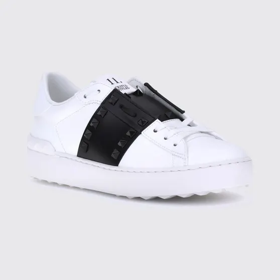 Valentino garavani Rockstud Untitled Sneakers in Smooth Leather with Studs White (S0A01LTUA01)