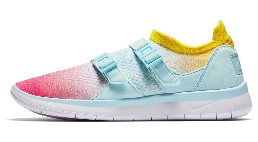 Nike Air Sockracer Flyknit White/Glacier Blue-Racer Pink (W)