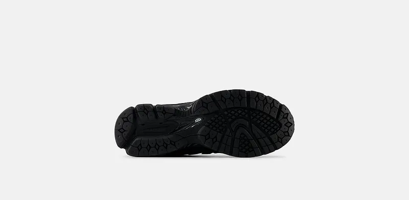 New Balance 1906R “Black” (M1906RBB)