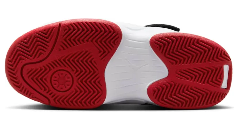 air-jordan-max-aura FQ8299-006