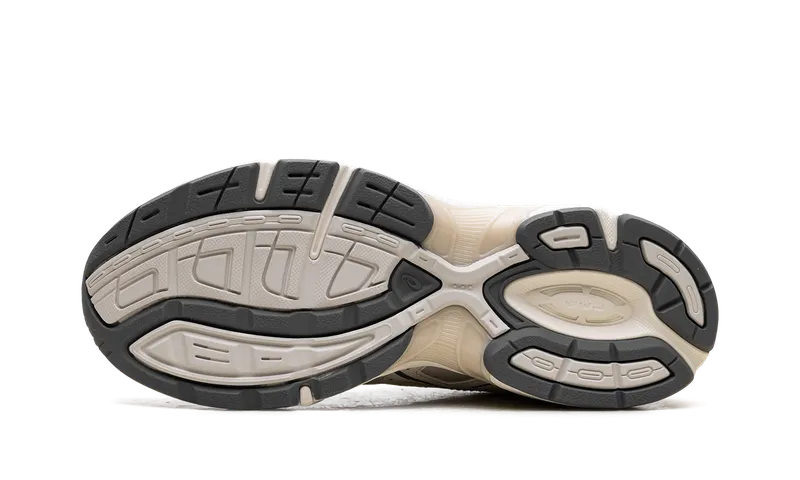 Asics Gel-1130 NS “Cream Carbon” (1203A413-100)