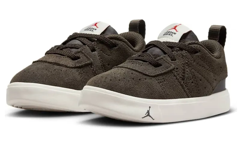 jordan-series-es DR6444-206