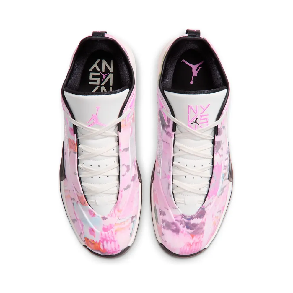 Jordan Triangle – NY vs. NY – “Sail / Black / Pink Beam” (IO3373-100)