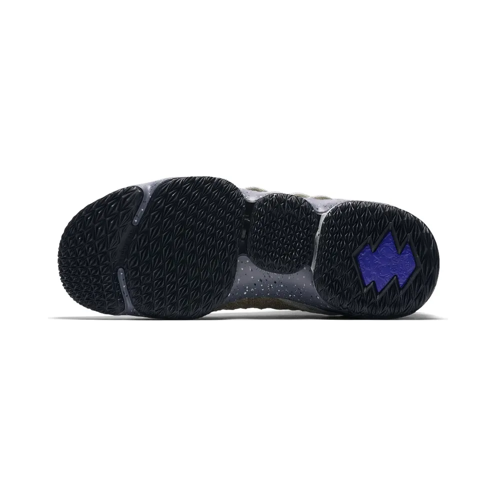 Nike LeBron 15 Mowabb (House of Hoops Special Box and Accessories) Multi-Color/Racer Blue-Total Orange (AR4831-900)
