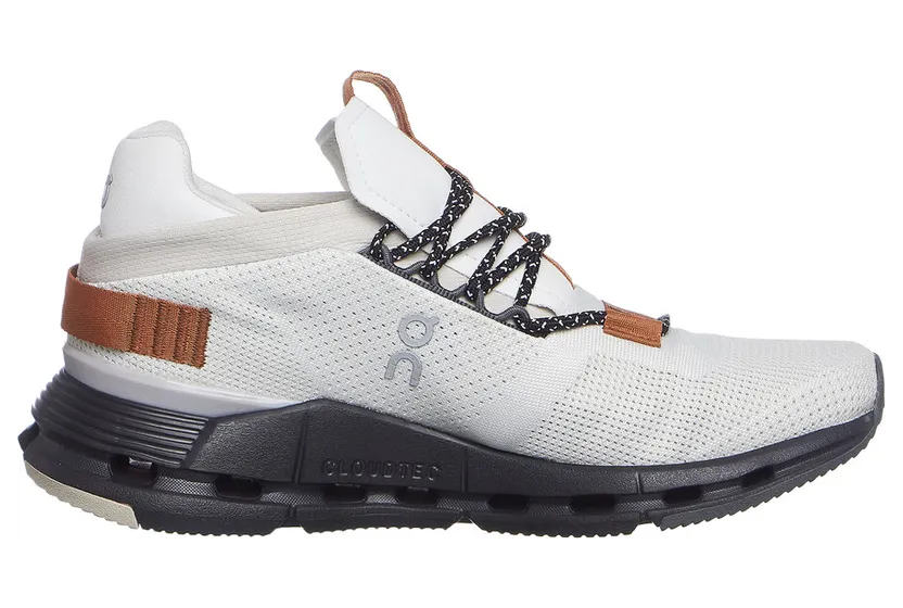 on-running-sneaker 2699174