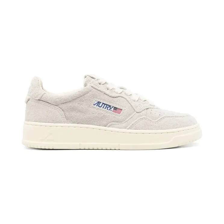 Autry Medalist Low WMNS’ White suède sneakers – Beige (AULWS415)