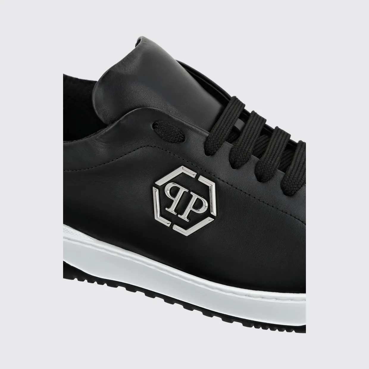 Philipp plein Low-Top Smooth Leather Sneakers with Hexagon Logo and Monogram Black (PADSMSC3958PLE005N02) (2)