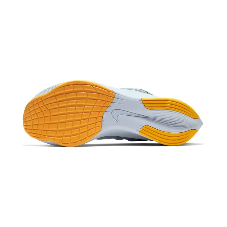 nike-zoom AT8240-102