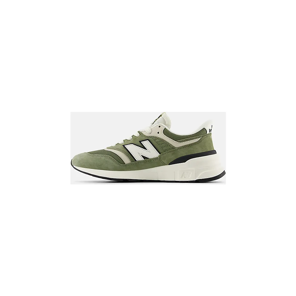 New Balance 997R “Green / White” (U997RPCA)