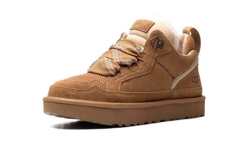 UGG Lowmel “Chestnut”: kastanjebruin met een crème hart (4)