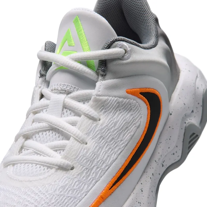 nike-giannis-immortality IH7664-101