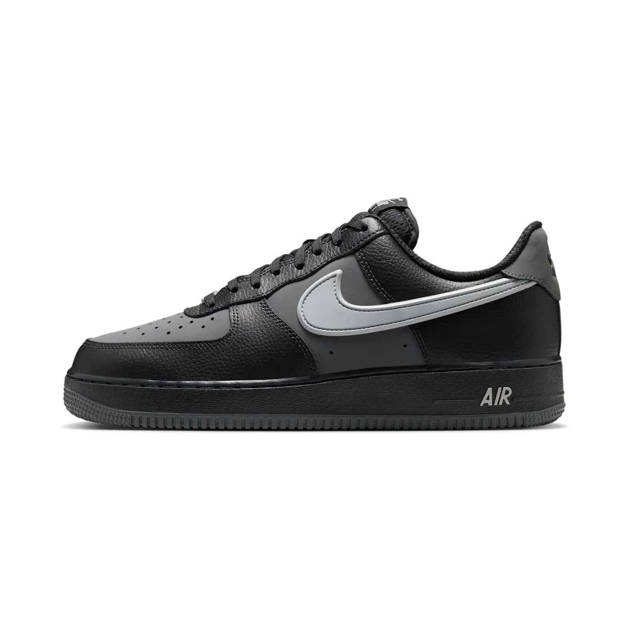 nike-air-force IR1475-010