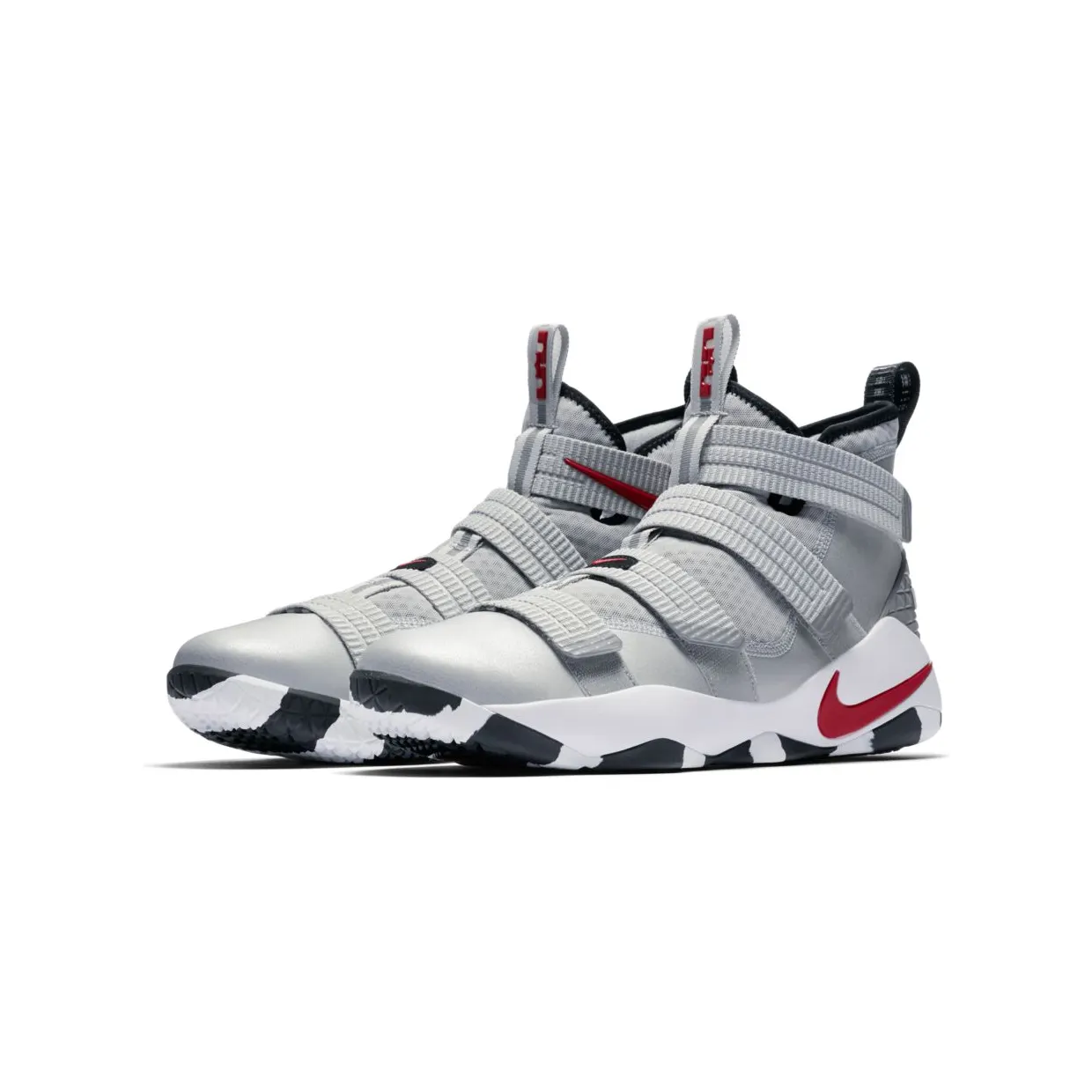 nike-lebron 897646-007