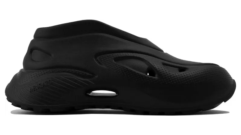Axel Arigato Pyro Runner Black (F0689005)