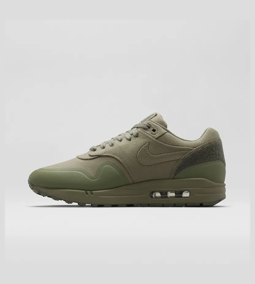 nike-air-max 704901-300