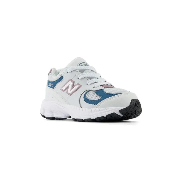 new-balance-2002r IC2002KA