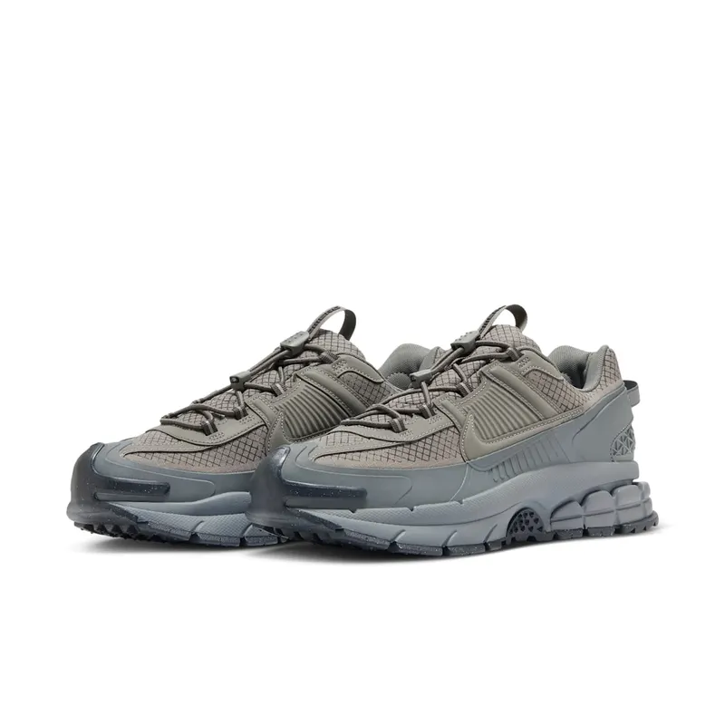 Nike Zoom Vomero Roam Metallic Pewter Cool Grey (HV6901-001)
