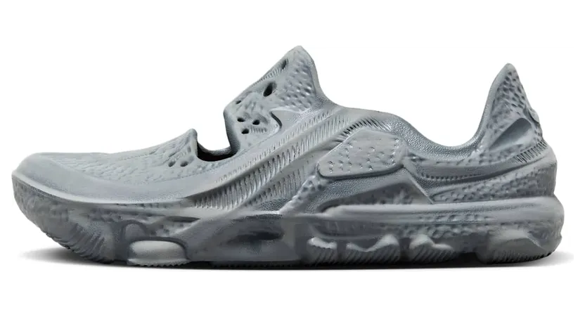 Nike ISPA Universal DM0886-001