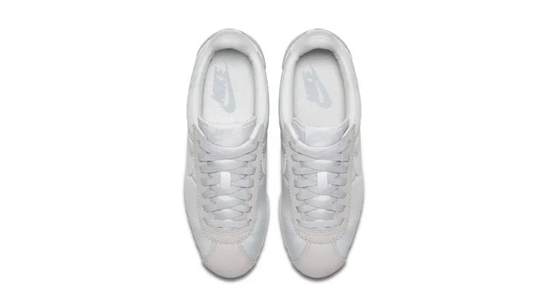 Nike Classic Cortez Nylon Pure Platinum (W) Pure Platinum/White (749864-010)