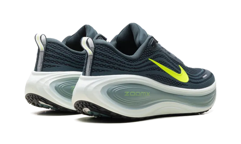 Nike Vomero Plus “Seaweed Volt Green Haze” (HV8150-300)