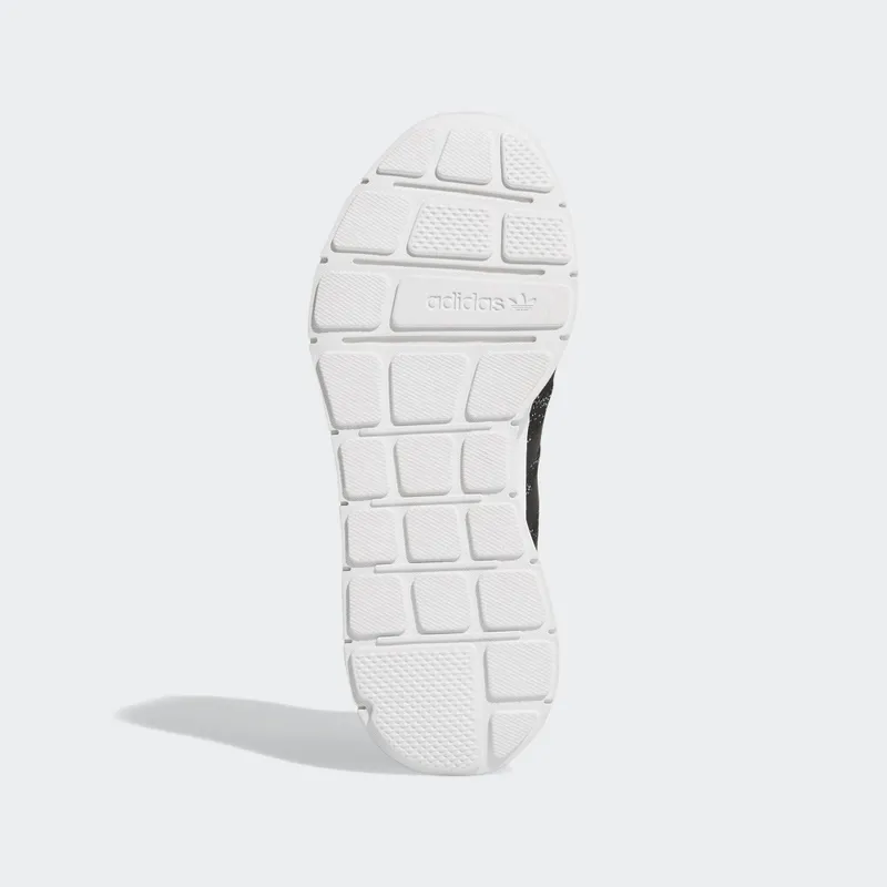 adidas Swift Run Core Black (W) Core Black/Silver Metallic/Cloud White (EG7984)