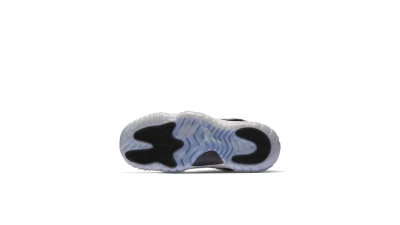 Jordan 11 Retro Low Iridescent (GS) White/Black-Emerald Rise (528896-145)