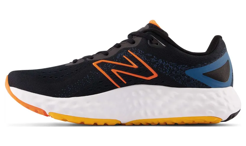 new-balance-sneaker MEVOZCO2