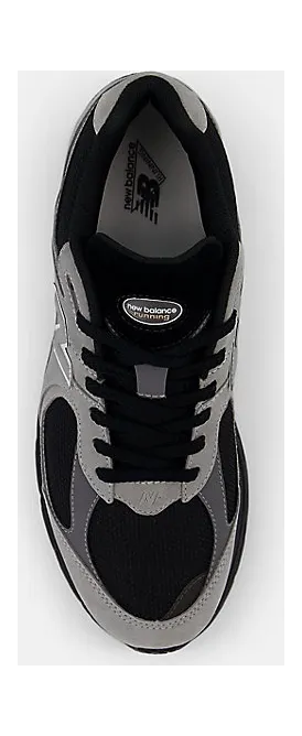new-balance-2002r U2002RM