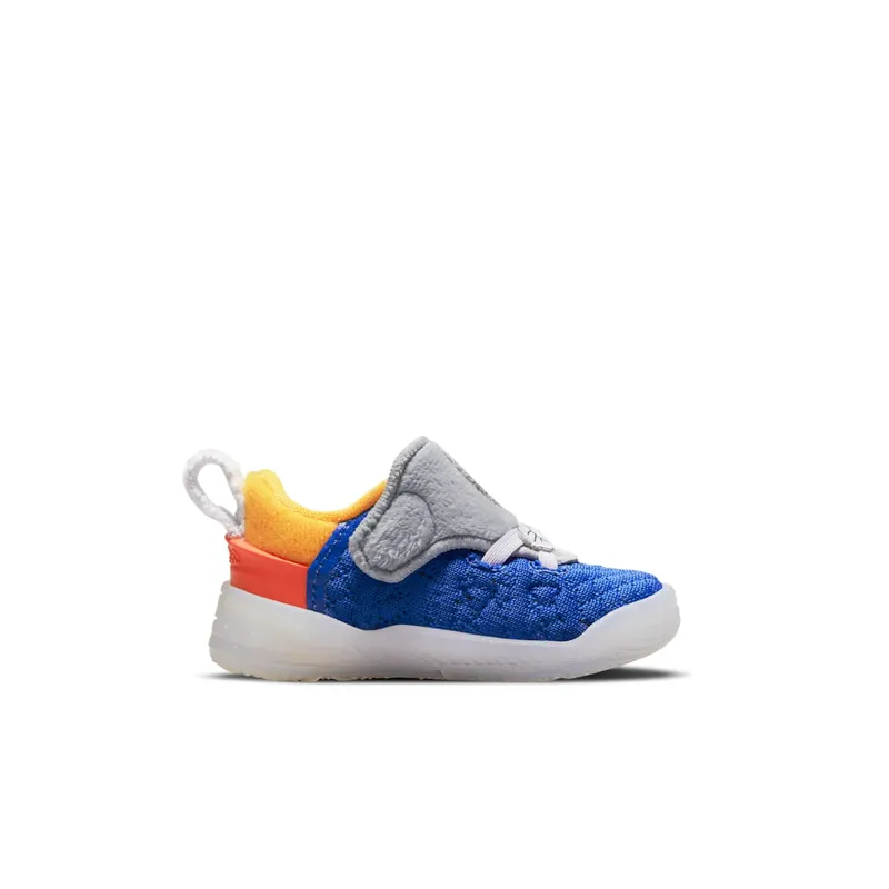 Nike LeBron 18 Low SE Bugs Bunny Tune Squad Space Jam (DB4964-410)