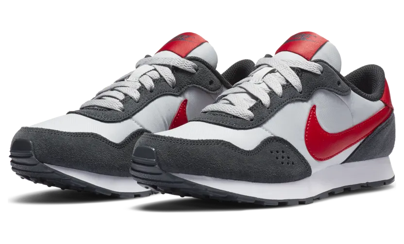 Nike MD Valiant Grijs (CN8558-003)