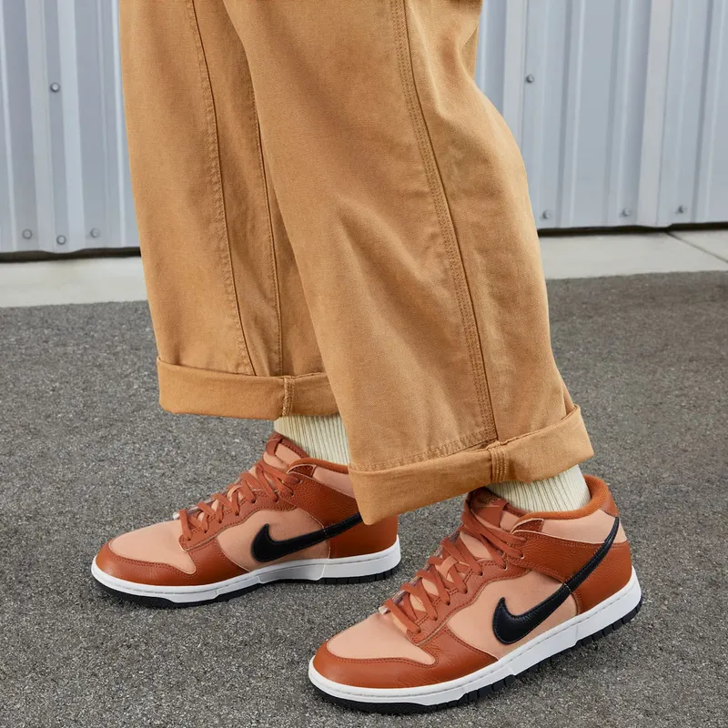 Nike Dunk Mid “Amber Brown” (DZ2533-200)