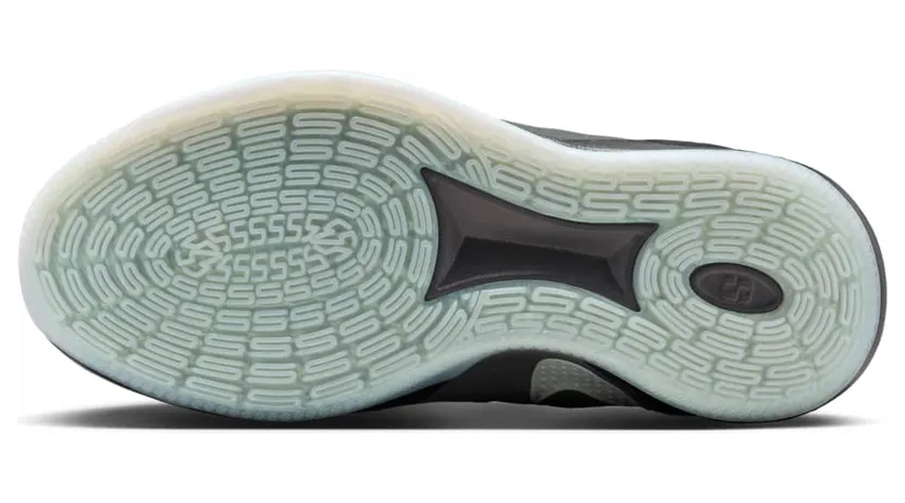 nike-sabrina-3 IB3088-001