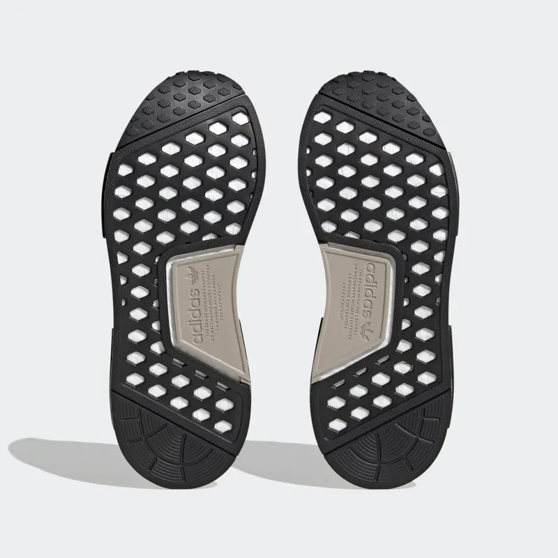 Adidas NMD_R1 Core Black / Off White / Grey Six (HP9780)