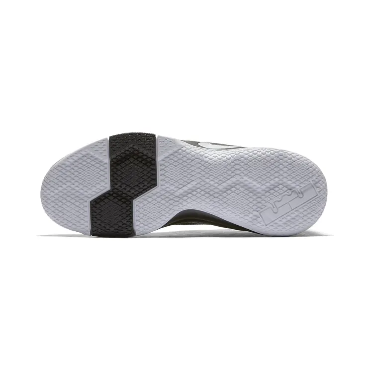 lebron-witness-2 942518-011