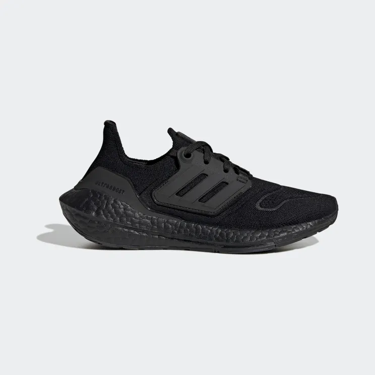 adidas Ultraboost 22 Core Black / Core Black / Core Black (GZ3996)