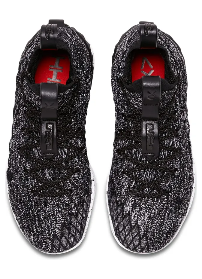nike-lebron-15 922811-002
