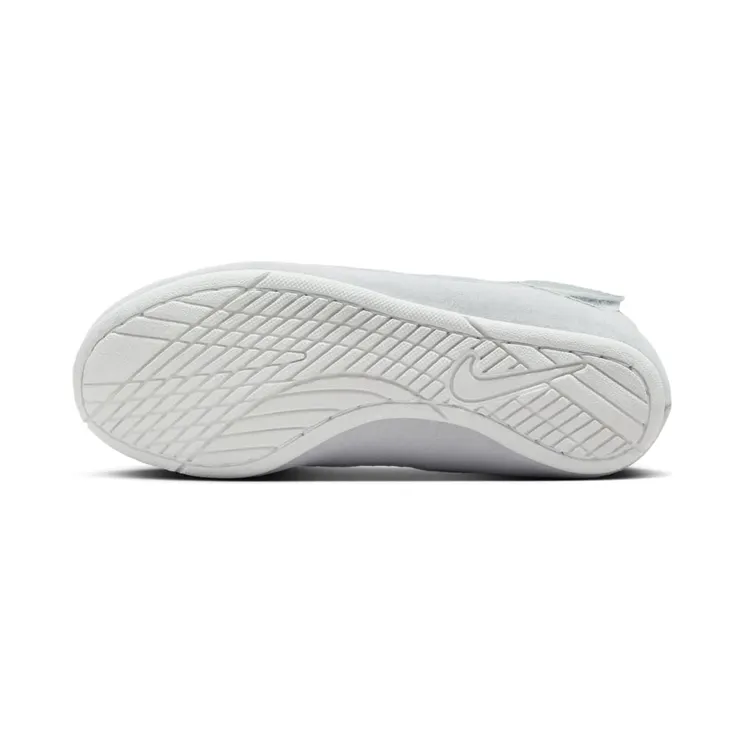 nike-sneaker 366684-100