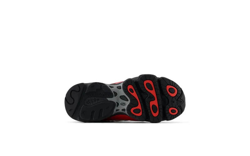 New Balance 1000 GS “Blast Red Black” (GC1000SR)
