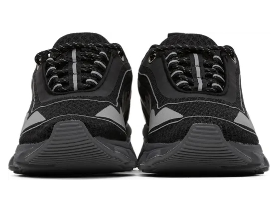 all-in-sneaker ASTRO