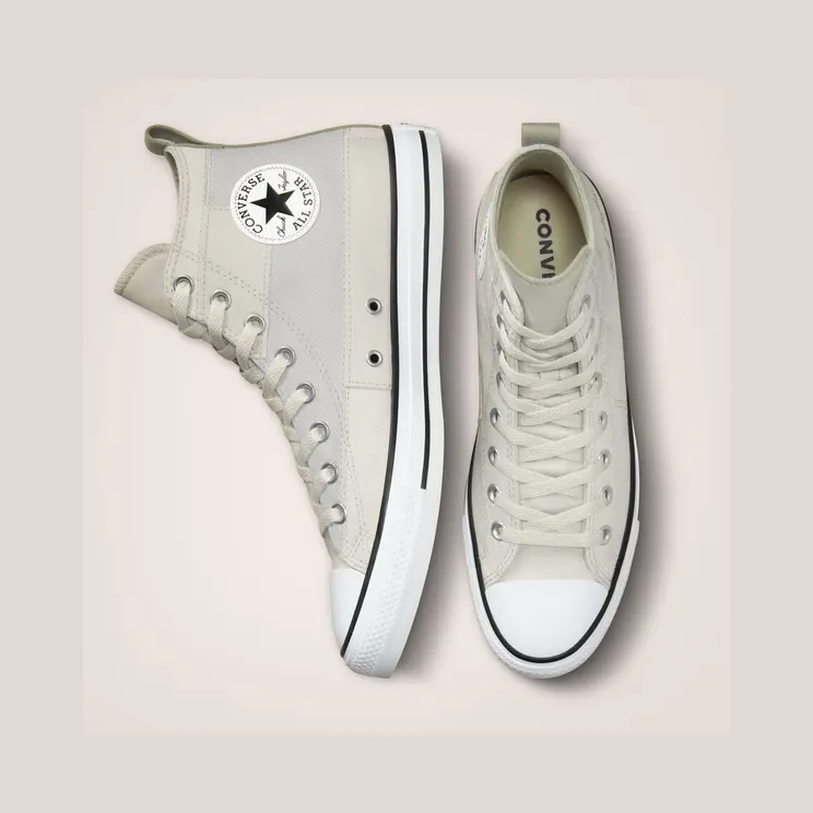 converse-chuck-taylor-all-star A02556C