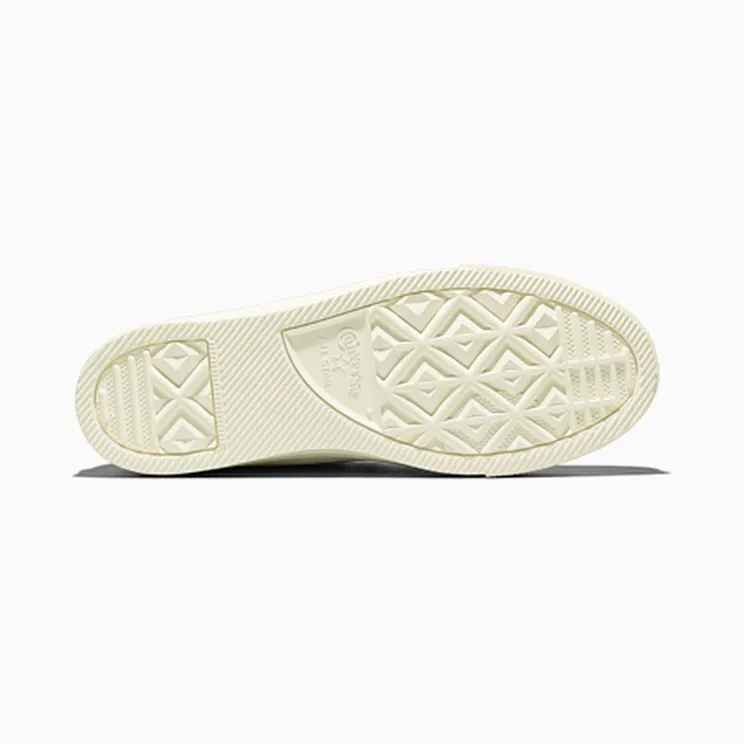 converse-chuck-taylor-all-star A21827C