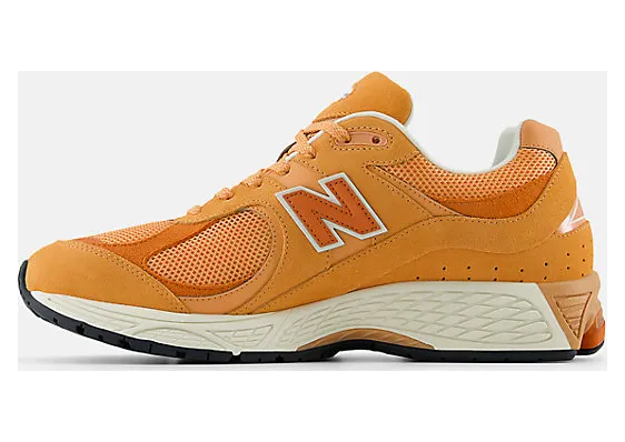 new-balance-2002r M2002RFJ