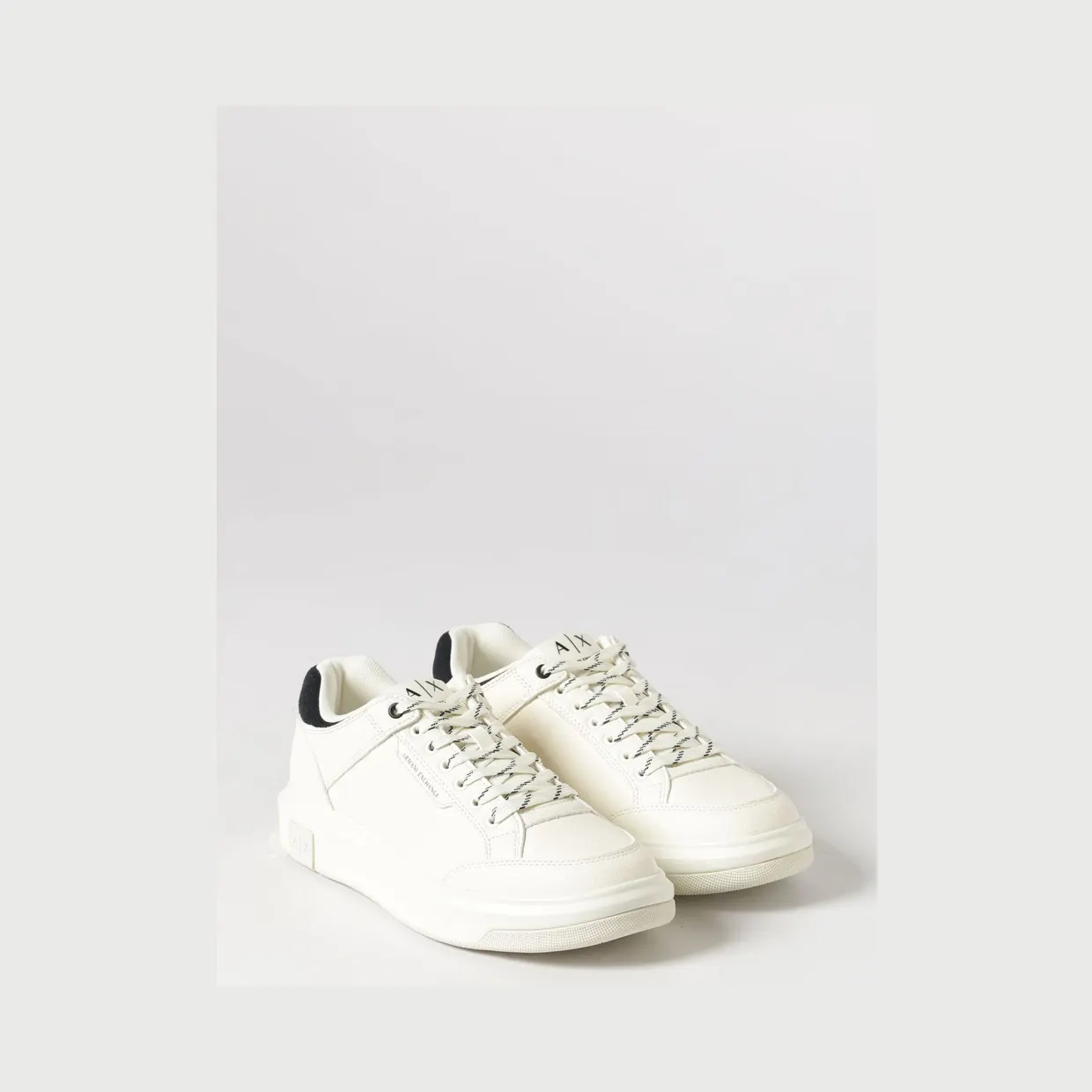 Armani Sneakers Navy (XM001722AF17540MZ266)